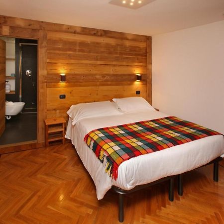 Hotel Biancaneve Sauze D'Oulx Exterior photo