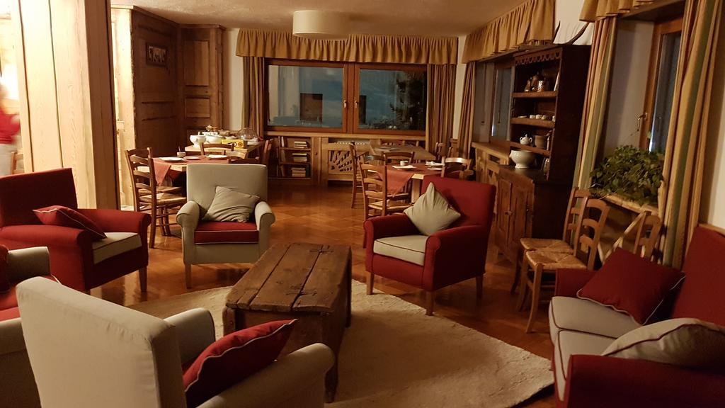Hotel Biancaneve Sauze D'Oulx Exterior photo